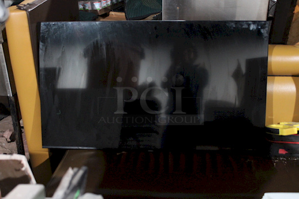 55” Flat Screen TV. In Working Order. - Image 1 of 3