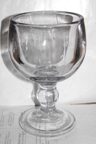 LIKE NEW! Schooner Glasses, Perfect For: Seafood Cocktail, Beer, Margaritas, Michelada, Fish Bowl, Variable Use Glass, Very Thick Glass. 10x Your Bid