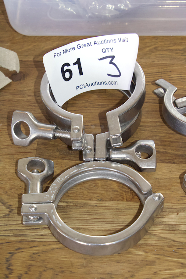 NEW-NEVER USED Glacier Tanks 2-1/2” Single Hinge, Sanitary Clamps 3x Your Bid - Image 1 of 4