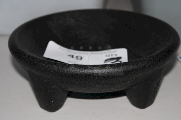 TRENDY & DURABLE! HS Inc. NHS1047 20 oz. Charcoal Polypropylene Perfecto Molcajete, Perfect For Pic De Gallo, Queso, & Table Side Guacamole. 3x Your Bid - Image 1 of 3