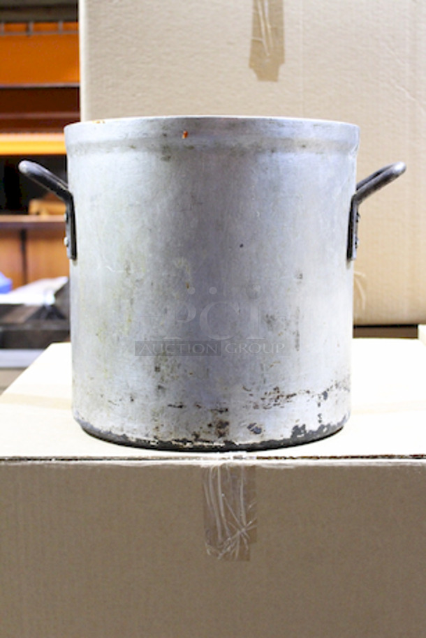 AWESOME! (4) 5-Gallon Soup Pots. 4x Your Bid - Image 9 of 9