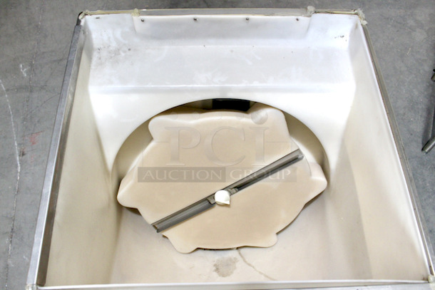 FANTASTIC! Scotsman HD356BS-1C Ice Dispenser, 115V/60Hz/22A. Tested, In Working Order. 30-1/4x29x50 - Image 6 of 7
