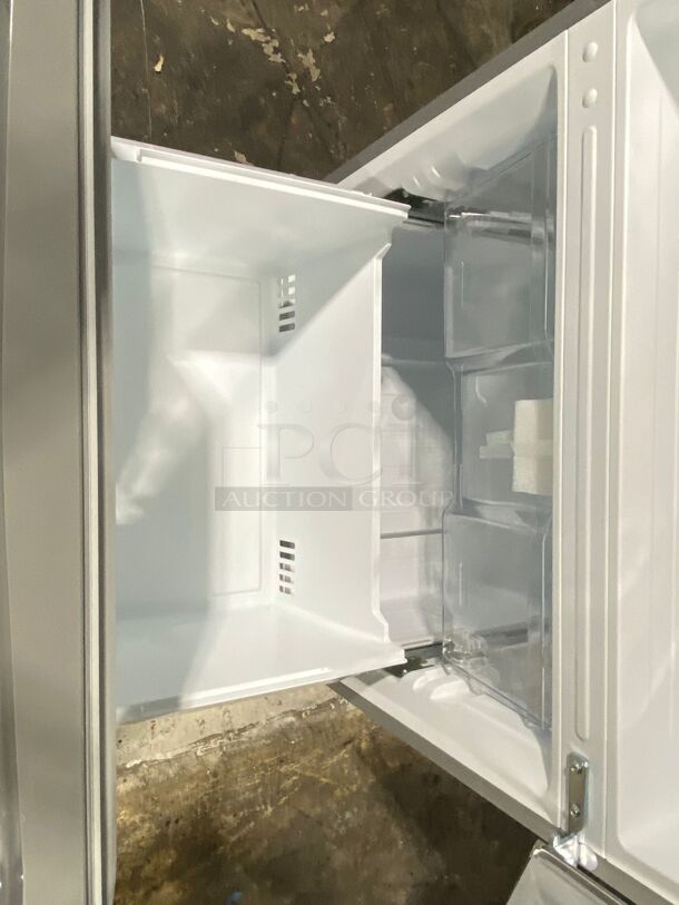 Insignia™ - 18.6 Cu. Ft. Bottom Freezer Refrigerator - Stainless Steel
 - Image 2 of 6