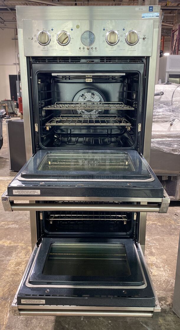 Viking 27 Inch Double Wall Oven with 8.4 cu. ft. Capacity, Rapid Ready™, TruConvec™ Convection, Vari-Speed Dual Flow™, BlackChrome™, RackView™ and Self-Clean: Stainless Steel - Image 7 of 7