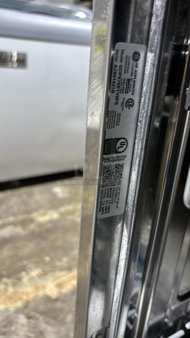 GE® ENERGY STAR® Top Control with Plastic Interior Dishwasher with Sanitize Cycle & Dry Boost
 - Image 6 of 6