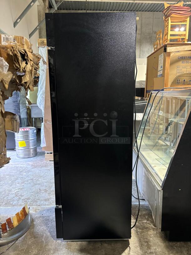 Dukers - DSM-12R Commercial Single Glass Swing Door Merchandiser Refrigerator
 - Image 2 of 6