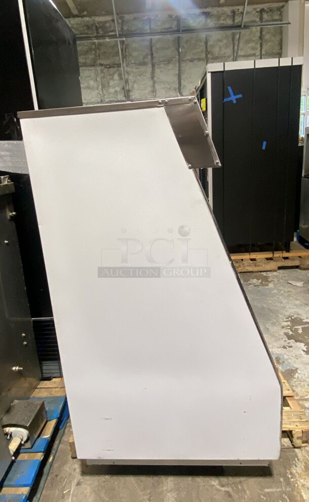 Master-Bilt FIP-50 Ice Cream And Novelty Display Merchandiser
 - Image 3 of 6