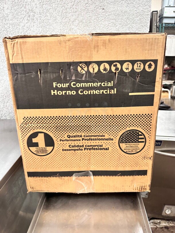 New In Box Menumaster MO24 Heavy Duty Commercial Microwave with Touchpad Controls, 2400W, 208-230V Stock Picture - Image 3 of 5