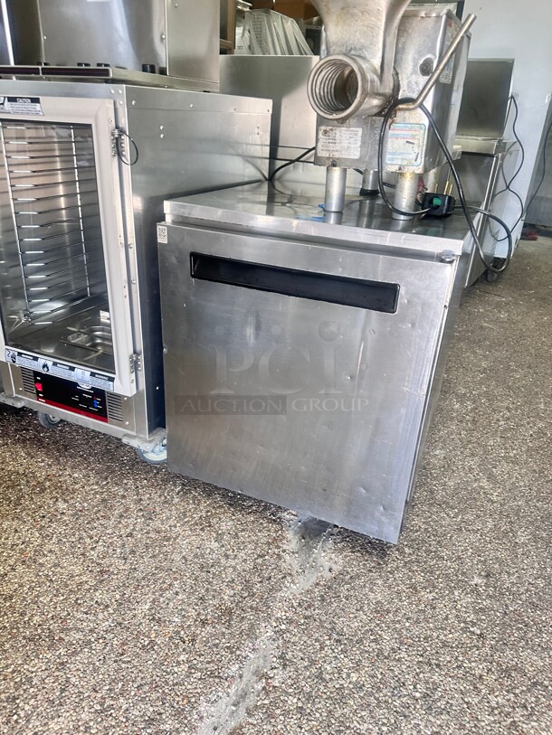 Welbilt Multiplex ND21RS00B Under counter Refrigerator  120V Tested and Working - Image 8 of 8