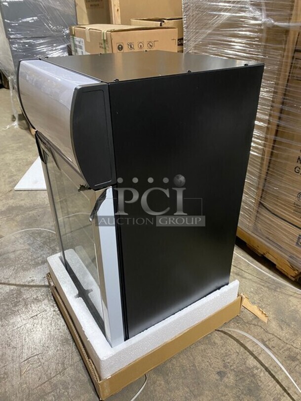 Brand New In Box! Nordon Countertop Glass Door Merchandiser! MODEL SC52B - Image 3 of 10