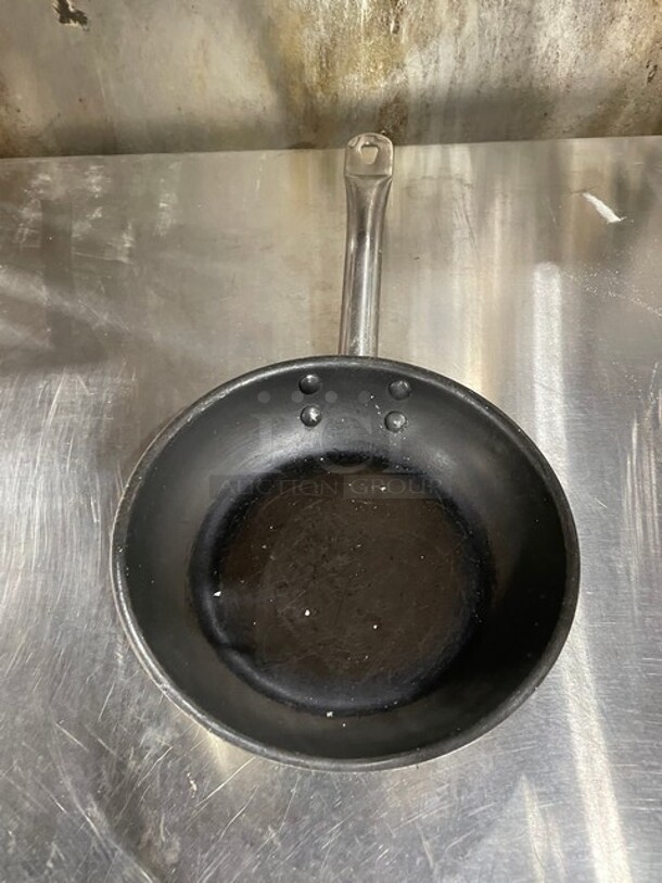 ALL ONE MONEY! Commercial Frying Skillet!  - Image 2 of 5