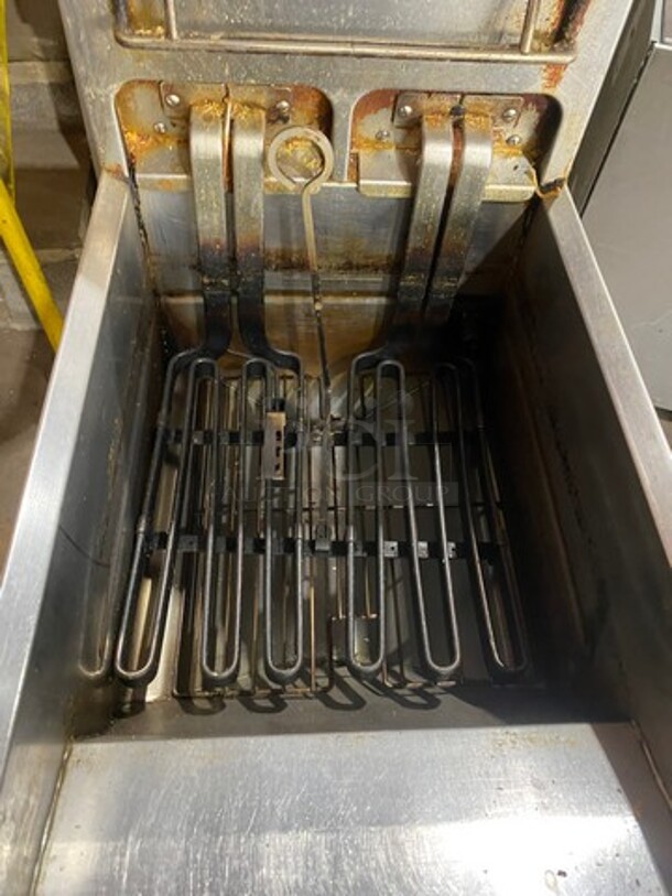 Frymaster Commercial Electric Powered Deep Fat Fryer! All Stainless Steel! On Casters! Model: PH117SD SN: 0411NA0022 208V 60HZ 3 Phase - Image 5 of 9