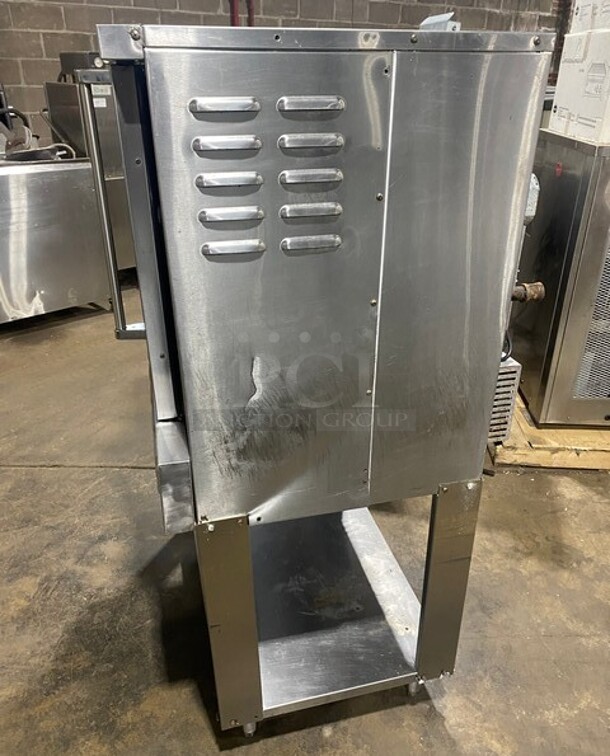 American Range Majestic Stainless Steel Commercial Gas-Powered Full-Size Convection Oven w/ View Through Doors, Metal Oven Racks and Thermostatic Controls and Under Shelf on Commercial Casters! - Image 3 of 7