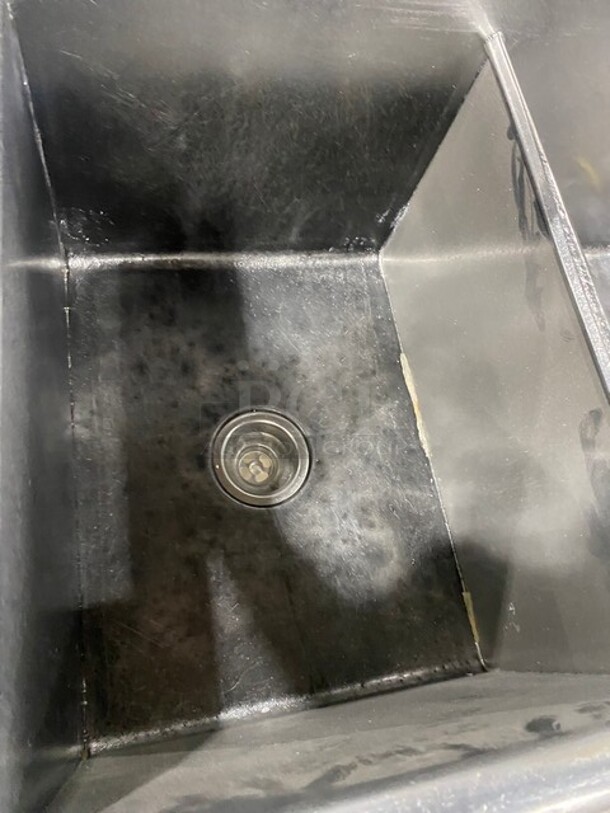 Stainless Steel 3 Compartment 
Dishwashing Sink! - Image 6 of 8