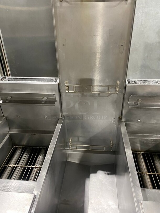 FAB! Pitco Frialator Commercial Natural Gas Powered 4 Bay Deep Fat Fryer! With Middle Fryer Basket Rack! With Oil Filter System! All Stainless Steel! On Casters! Model: SGH50 SN: G10DA010387 - Image 7 of 12