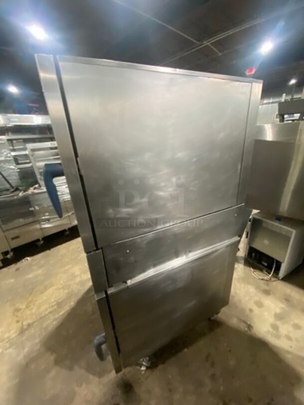 Amazing! Rational Natural Gas Powered Steam Injection Combi Convection Oven! All S.S.! Model CMP62G Serial G62MH16102549383! Great For Steaming/Cooking/Baking! On Comercial Casters! 2 X Your Bid Makes One Unit!  - Image 4 of 10