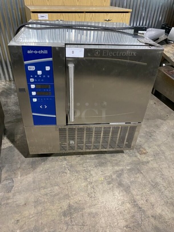 WOW! LATE MODEL! 2017 Electrolux Air-O-Chill Commercial Undercounter/ Countertop Blast Chiller! All Stainless Steel! On Small Legs! Model: A0FP061CU SN: 72110002 208V 60HZ 3 Phase