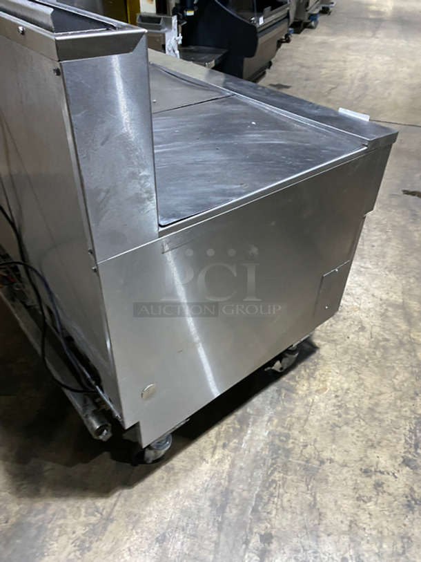 SWEET! Pitco Frialator Commercial Natural Gas Powered 3 Bay Deep Fat Fryer! With Backsplash! With Fryer Covers! All Stainless Steel! On Casters! Working When Removed! Model: SSH60W SN: G13LC064141 115V 50/60HZ - Image 4 of 12