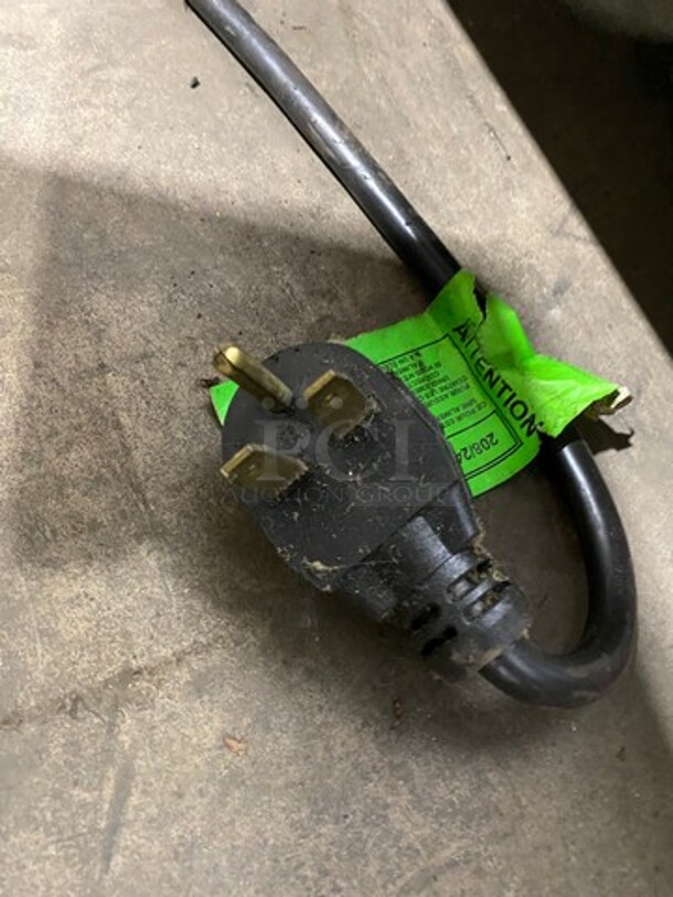 Merrychef Commercial Countertop Rapid Cook Oven! With Digital Touch Controls! With Oven Paddle! All Stainless Steel! Model: EIKONE4 SN: 1303213090094 208/240V - Image 8 of 8