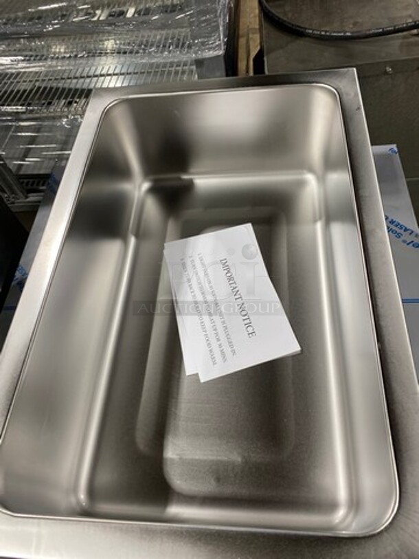 NEW! IN THE BOX! LATE MODEL! 2020 Adcraft Commercial Countertop Single Well Food Warmer! All Stainless Steel! Model: FW1200W 120V - Image 7 of 9