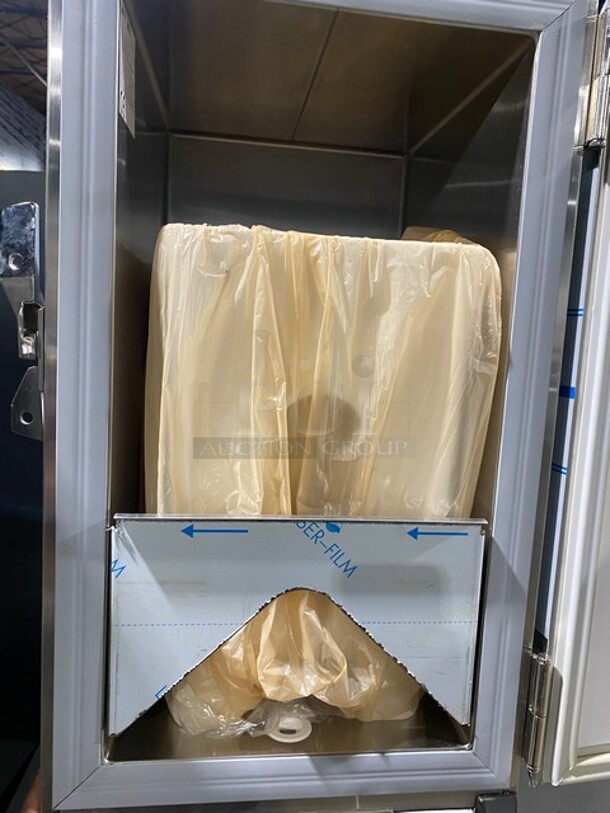 WOW! NEW! Silver King Commercial Countertop Refrigerated Milk Dispenser! Stainless Steel Body! On Legs! Model: SKMAJ1CAM3 SN: FMDP201168A 230V - Image 6 of 9