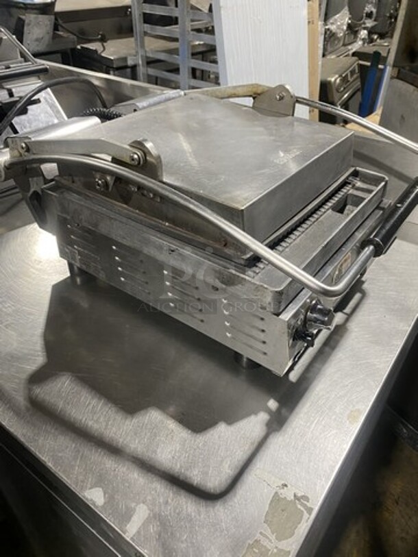 Star Counter Top Panini Press Grill! Model PGT14 Serial PGT140217A0007! 240V 1 Phase!  - Image 2 of 9