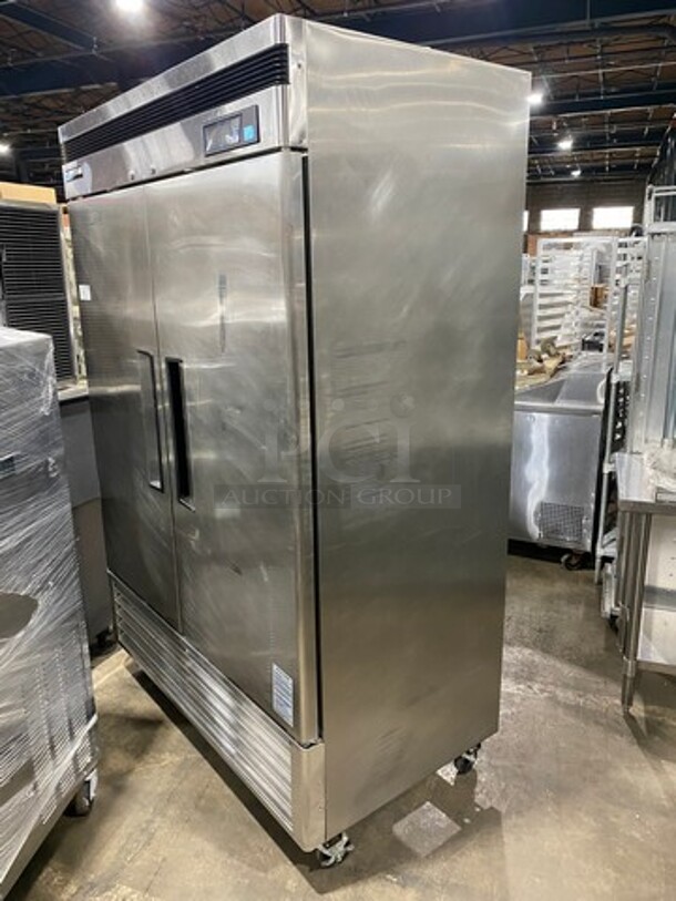 Master Bilt Commercial 2 Door Reach In Refrigerator! With Poly Coated Racks! All Stainless Steel! On Casters! Model: CCR49DR SN: NS100559 115V 60HZ 1 Phase - Image 2 of 9