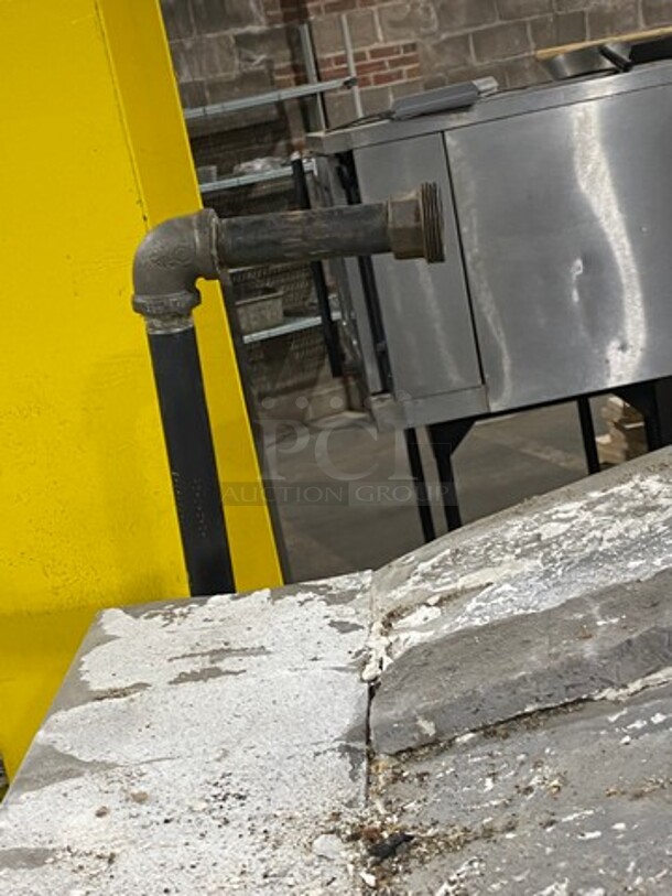 Marsal Commercial Natural Gas Powered Single Deck Pizza/ Baking Oven! All Stainless Steel! On Legs! Model: MB236 SN: 5672 - Image 10 of 10