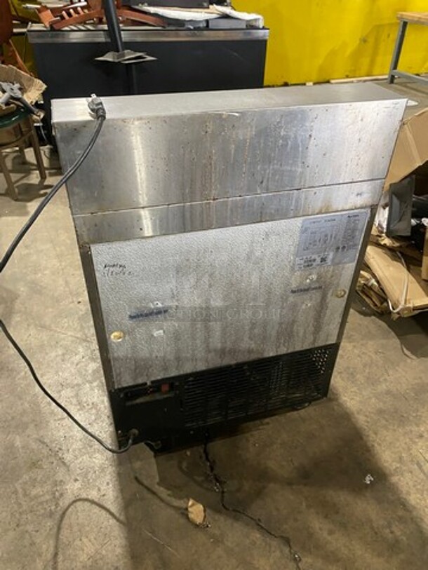 Adcraft Commercial Refrigerated Sandwich Prep Table! With Commercial Cutting Board! Single Door Storage Space Underneath! All Stainless Steel! On Casters! Model: SL1D SN: 6371420414100605 - Image 4 of 10