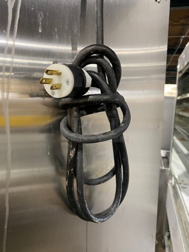 Alto Shaam Commercial Heated Holding Cabinet/ Food Warmer! All Stainless Steel! On Casters! Model: 1000UP SN: 1055673000 120V 60HZ 1 Phase - Image 9 of 9