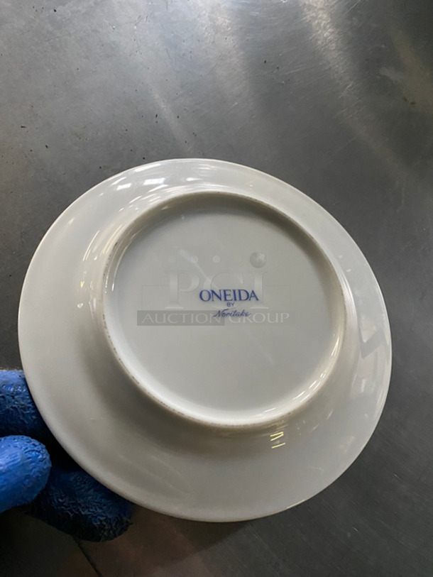 Oneida 6" White Ceramic Plates! 6x Your Bid! Includes Poly Crates! - Image 5 of 7