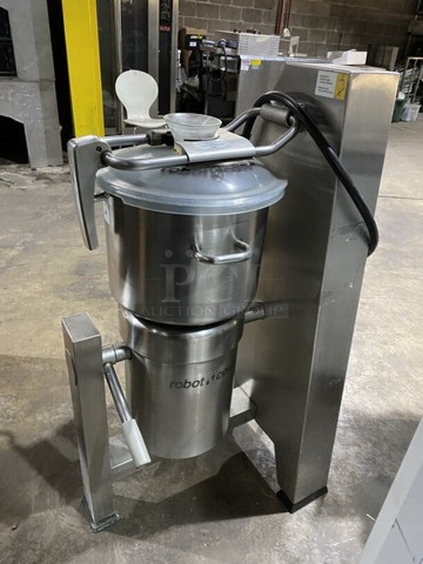 Fab! Robot Coupe R30 Vertical Cutter Mixer! With 31 Quart Tilt Cutter Stainless Bowl! 2 Speed! 208/240V 3 Phase!  - Image 3 of 9