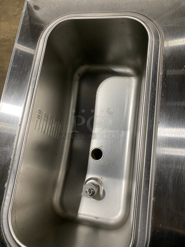 Vevor Commercial Countertop Single Bowl Slushy/Smoothie Frozen Drink Machine! All Stainless Steel! With LED Display Light! 120V! Model: XRJF-11 SN: 230511 6974 4 0039! - Image 5 of 8