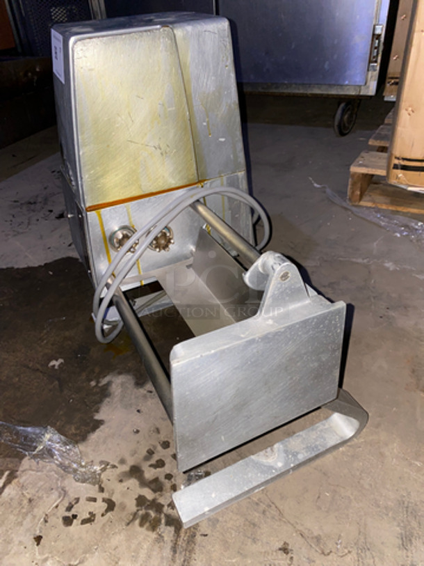 Hobart Commercial Countertop Meat Tenderizer Machine! Stainless Steel Body! Model: 403 SN: 311555971 115V 60HZ 1 Phase - Image 4 of 7