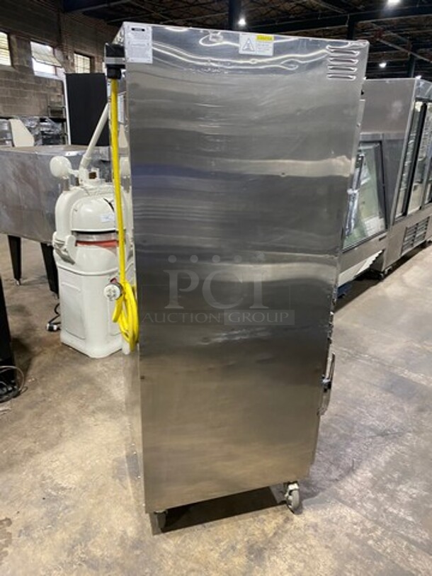 Cres Cor Commercial Electric Powered Split Door Roast-N-Hold Oven! All Stainless Steel! On Casters! Model: RO151FUA12DE4803Z SN: JBIJ0005151623 480V 60HZ 3 Phase - Image 3 of 9