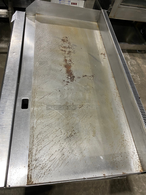 FAB! L & J Commercial Countertop Natural Gas Powered Flat Top Griddle! With Back & Side Splashes! On Equipment Stand! With Underneath Storage Space! All Stainless Steel! On Casters! - Image 5 of 8