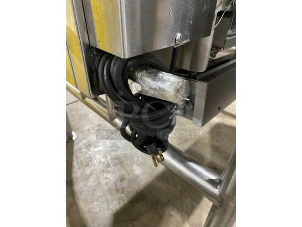 WOW! Groen Natural Gas Powered ECLIPSE SERIES Tilted Braising Pan/Tilt Skillet! All Stainless Steel! Thermostatic Control! Model BPM40G Serial J14907615! On Legs!  - Image 8 of 8