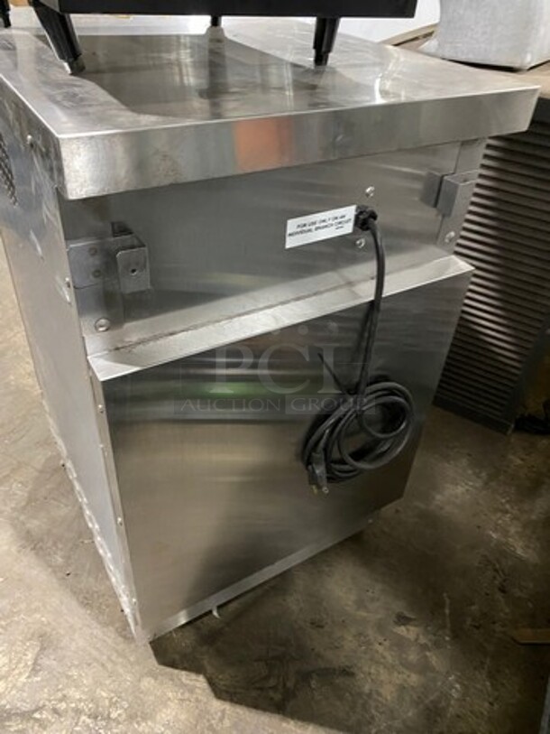Winston Industries Commercial Single Door Food Warming/Holding Cabinet! All Stainless Steel! Model: HA4003GE SN: 20040819020 120V 1 Phase - Image 4 of 8