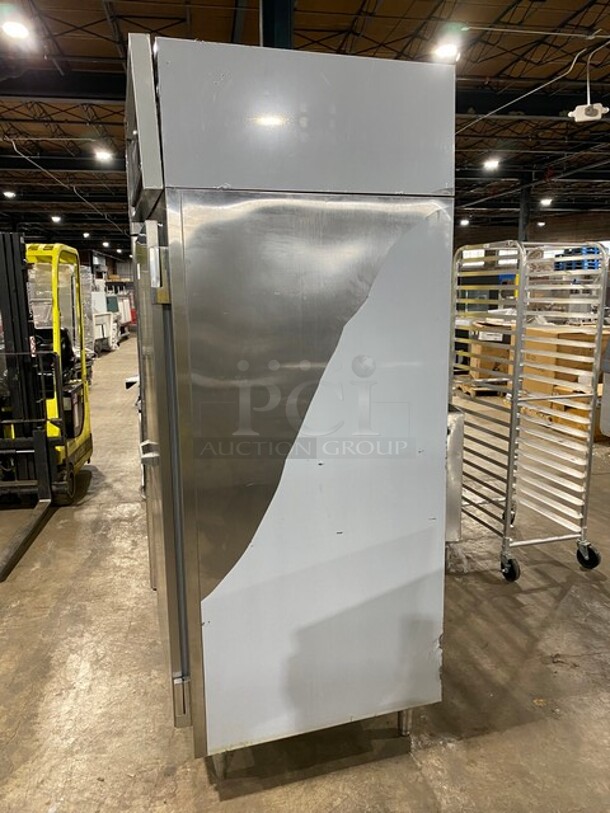 Victory Commercial Single Door Reach In Freezer! All Stainless Steel! Model: FS1DS7EW SN:D0746879 115V 1 Phase! On Legs! 115V 1PH  - Image 3 of 9