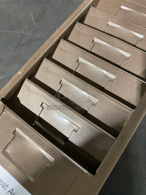 Industrial Timecard Holder! - Image 4 of 4