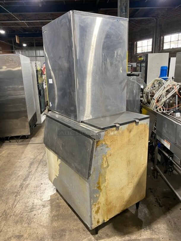 Hoshizaki Commercial Ice Maker Machine! With Commercial Ice Bin! All Stainless Steel! On Legs! Model: KM1340MRH SN: V14076K 208/230V 60HZ 1 Phase - Image 2 of 10