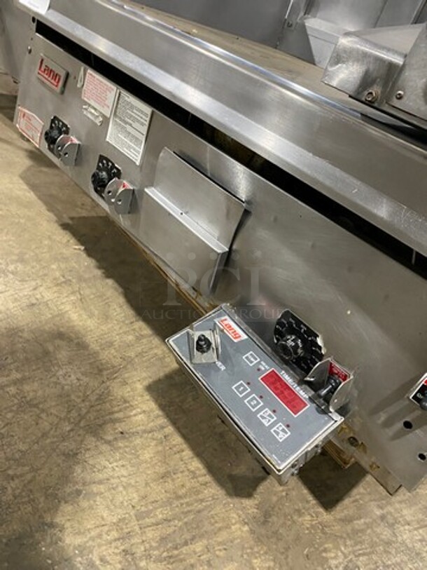 LANG  Commercial Countertop Natural Gas Powered Flat Top Griddle With Clamshell Flat Hood Press! With Thermostatic Controls! Built In Hood! With Back And Side Splashes! All Stainless Steel! Model: 236SCHENSH On Legs! - Image 6 of 8