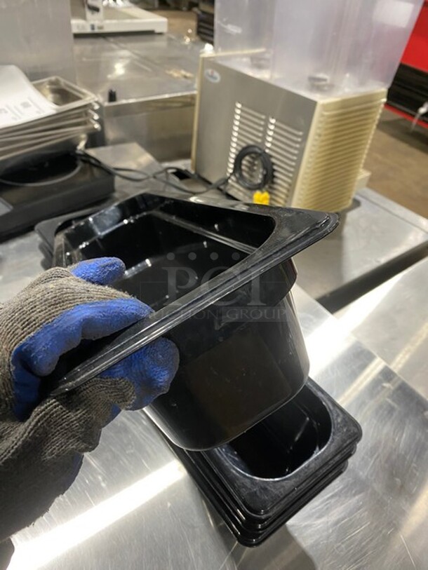 Cambro Black Poly Food Containers! 4x Your Bid - Image 3 of 7