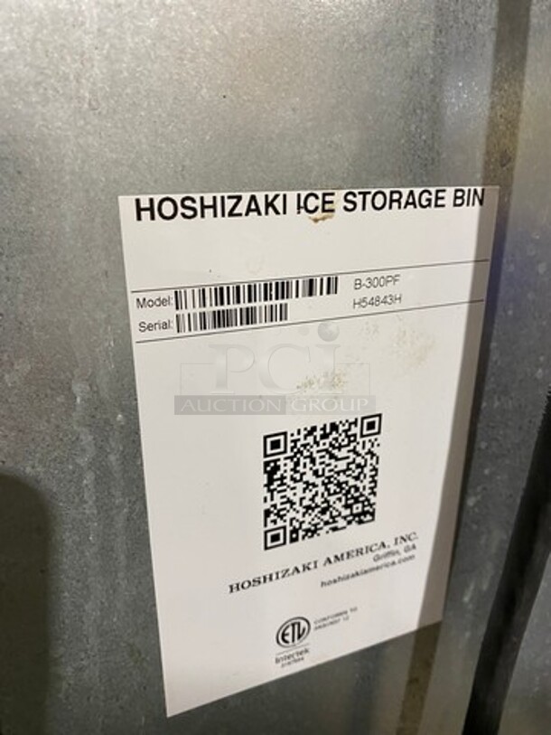 COOL! LATE MODEL! Hoshizaki Commercial Ice Maker Machine! With Commercial Ice Bin! All Stainless Steel! On Legs! 2x Your Bid Makes One Unit! WORKING WHEN REMOVED! Model: KM350MAJ SN: H00828K 115V 60HZ 1 Phase - Image 7 of 9