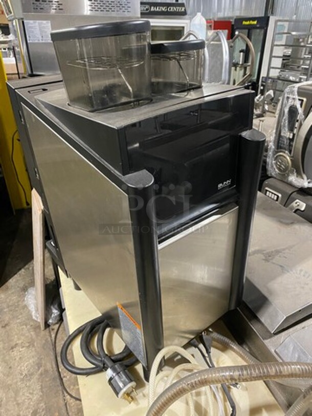 BEAUTIFUL! Bunn Commercial Countertop Automatic Espresso Machine! Touch Screen Settings! With 2 Coffee Bean Hopper! Stainless Steel Body! Model: SURETAMPAUTO SN: 1SPR003485 208V 60HZ 1 Phase - Image 3 of 12