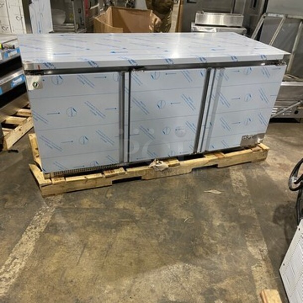 NEW! SCRATCH-N-DENT! LATE MODEL! 2022 Asber Commercial 3 Door Lowboy/Worktop Cooler! All Stainless Steel! Model: AUTR72NHC SN: 8102495248 115V 1 Phase - Image 2 of 11