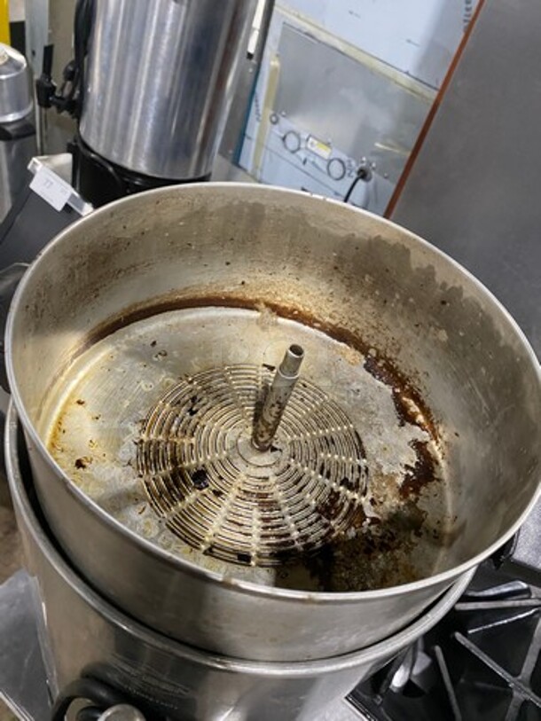 Westbend Commercial Countertop Automatic Coffee Urn! All Stainless Steel! - Image 4 of 7