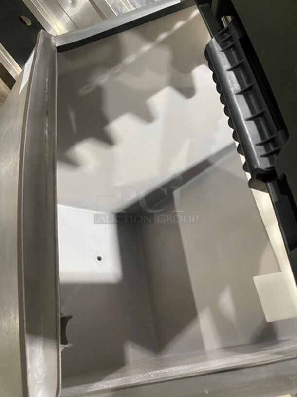 Commercial 500 LB Capacity Ice Bin!  All Stainless Steel! On Legs! - Image 6 of 7