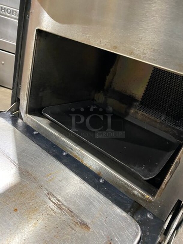 2014 Turbo Chef Commercial Countertop Rapid Cook Oven! On Small Legs! Model: NGO SN: NGOD11039! 208/240V 60HZ 1 Phase! - Image 6 of 8
