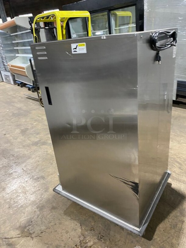 Cres Cor Commercial Heated Holding Cabinet/ Food Warmer! All Stainless Steel! On Casters! Model: H137SUA9C SN: FAIJ1791011514 120V 1 Phase - Image 4 of 7